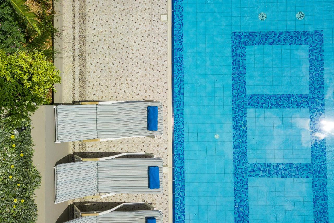 Alonia Villa, Refined Living With 50M2 Private Pool, By Thinkvilla Melidhonion  Exterior photo