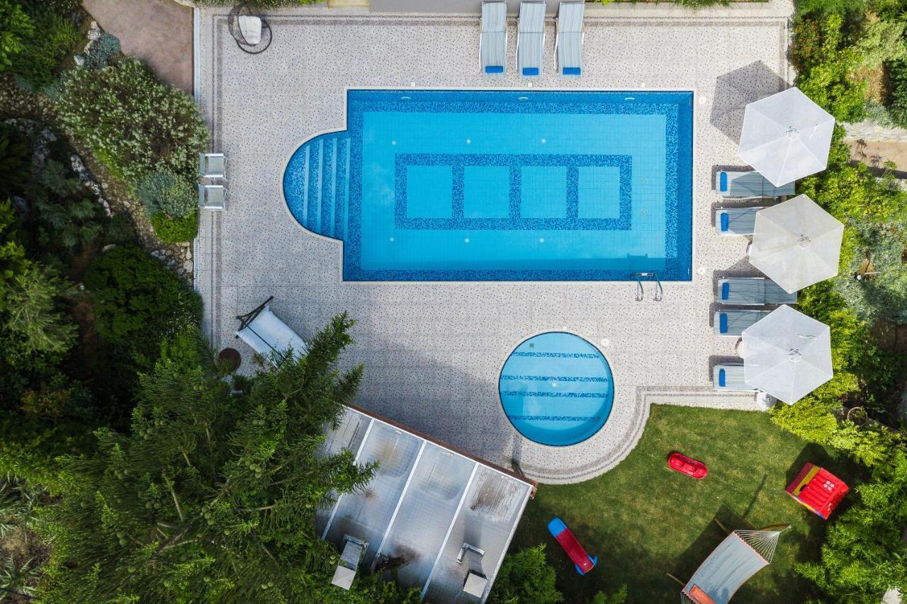Alonia Villa, Refined Living With 50M2 Private Pool, By Thinkvilla Melidhonion  Exterior photo
